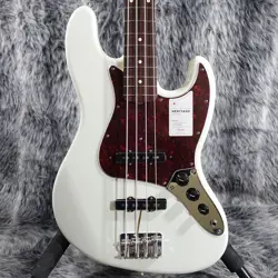 WHITE VINTAGE SERIES