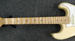JAPAN STRATOCASTER ST68-185YM