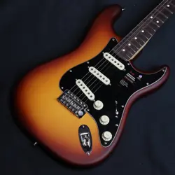 FENDER FSR AMERICAN PERFORMER SPRUCE STRATOCASTER   HONEY BURST