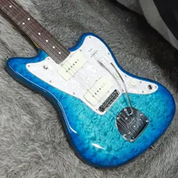 FENDER 2024 COLLECTION MADE IN JAPAN HYBRID II JAZZMASTER RW QUILT AQUAMARINE