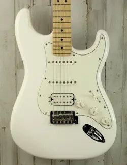 USED FENDER PLAYER STRATOCASTER HSS (391)
