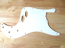BULLET BASS PICKGUARD
