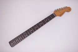 STRATOCASTER 4-BOLT