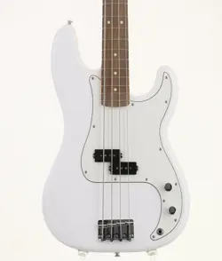 FENDER PLAYER SERIES PRECISION BASS POLAR WHITE 2023 USED ELECTRIC BASS