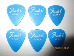  VINTAGE 1970'S FENDER 351 SHAPE TRANS BLUE HEAVY GUITAR PICKS NOS #1647