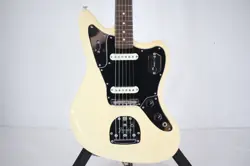 FENDER AMERICAN PROFESSIONAL JAGUAR ELECTRIC GUITAR FREE SHIPPING FROM JAPAN