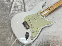 FENDER MADE IN JAPAN HYBRIDII STRATOCASTER MOD ELECTRIC GUITAR F/S FROM JAPAN