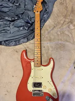 HSS STRATOCASTER FIESTA