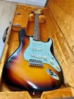 1961 STRATOCASTER MASTER