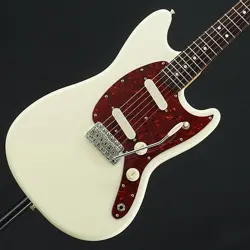 WHITE/ SN.JD22009509