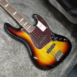 FENDER FSR  JAPAN TRADITIONAL LATE 60S JAZZ BASS RW