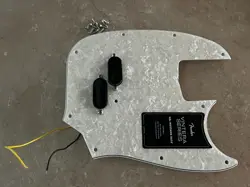 FENDER VINTERA 60S MUSTANG BASS PICKGUARD PICKUP