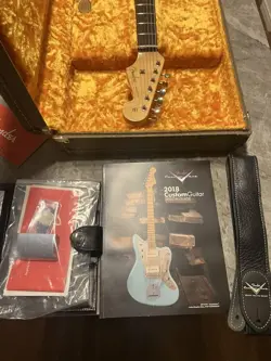 MODEL EXCELLENT CONDITION