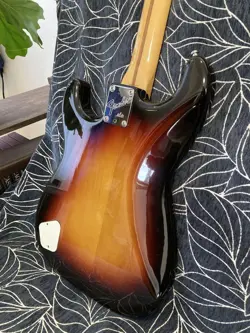 ELITE STRATOCASTER 1983