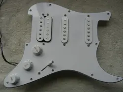 GENUINE FENDER STANDARD STRATOCASTER HSS LOADED 3 PLY WHITE PICKGUARD  2024