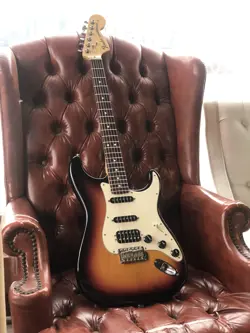 FENDER HIGHWAY ONE STRATOCASTER HSS