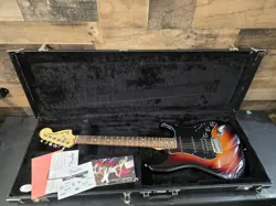 2012 FENDER AMERICAN SPECIAL STRATOCASTER THREE COLOR SUNBURST WITH CASE