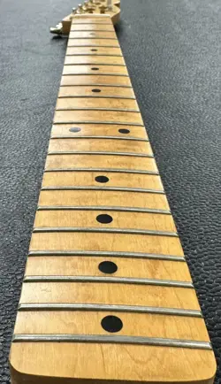 NECK MAPLE FRET