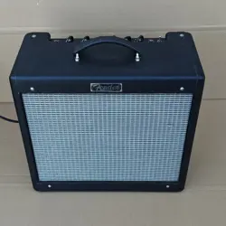AMP FENDER BLUES