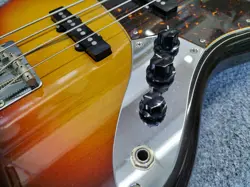 BASS GUITAR BASSWOOD
