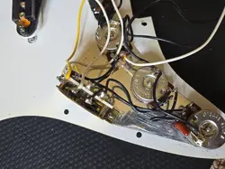 LOADED PICKGUARD MIM