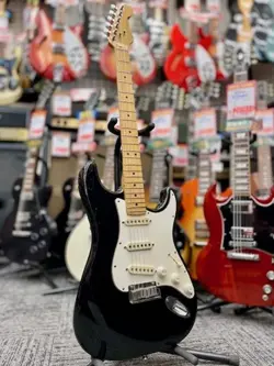 FENDER AMERICAN STANDARD STRATOCASTER -BLACK/MAPLE- 1988