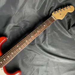 ST/R ELECTRIC GUTIAR