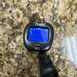 FENDER FT-1 PROFESSIONAL CLIP-ON TUNER MULTI-FUNCTION LCD BLACK NEW NO BOX