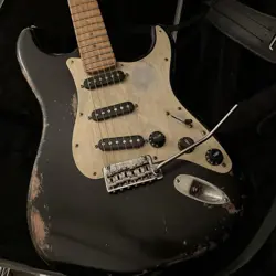 FENDER AMERICAN DELUXE STRATOCASTER SAFE PACKING!