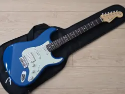 ELECTRIC GUITAR FENDER HYBRID II STRATOCASTER HSS FOREST BLUE MADE IN JAPAN