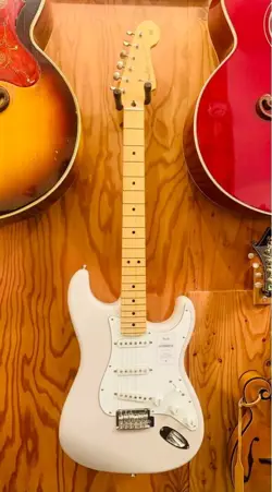 FENDER MAID IN JAPAN HYBRID ? STRATOCASTER ELECTRIC GUITAR GOOD CONDITION