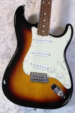 60S STRATOCASTER 3-TONE