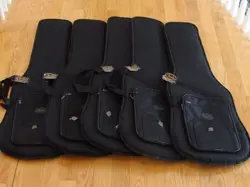 NEW LOT OF 5 FENDER DELUXE PADDED STRAT TELE ROUND BOTTOM GIG BAGS STRATOCASTER