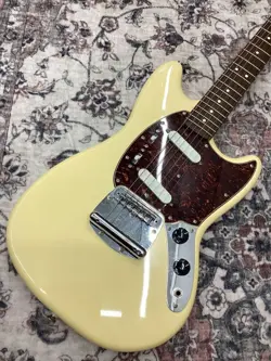 BY FENDER USED