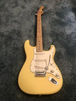 FENDER 75TH ANNIVERSARY PLAYER STRATOCASTER - BUTTERCREAM