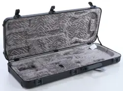 FENDER DELUXE MOLDED STRAT/TELE CASE, BLACK