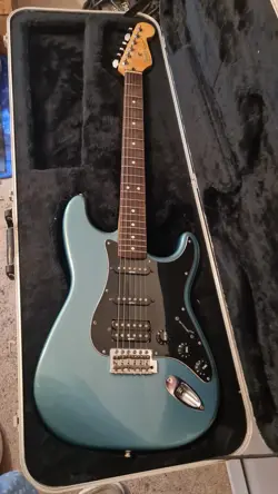 BLUE W/FENDER HSC