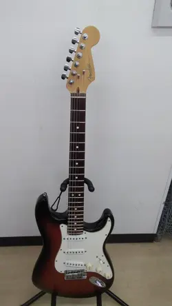 ANNIVERSARY STRATO250407