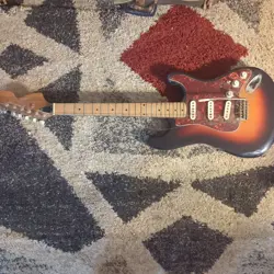  FENDER STRATOCASTER ARIRANG EG4037 