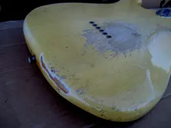 FENDER STRATOCASTER OLDIE