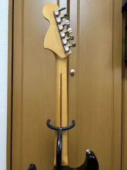 FENDER STRATOCASTER FENDER