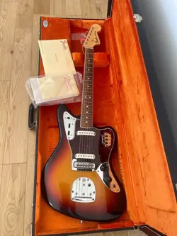 FENDER 65 JAGUAR AMERICAN VINTAGE FROM JAPAN