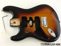 LEFTY FENDER PLAYER PLUS SERIES STRATOCAST STRAT BODY   HARDWARE 3TS