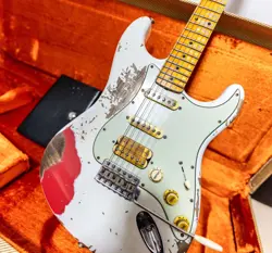 FENDER CUSTOM SHOP HEAVY RELIC STRATOCASTER LIMITED EDITION OLYMPIC WHITE