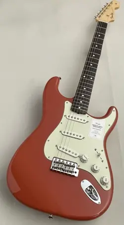 STRATOCASTER -FIESTA RED-