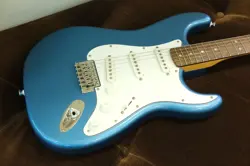 SQUIER BY FENDER CLASSIC VIBE '60S STRATOCASTER LAKE PRACID BLUE