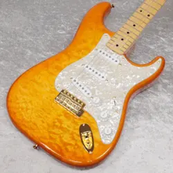 FENDER ISHIBASHI FSR TRADITIONAL 50S STRATOCASTER QUILTED MAPLE