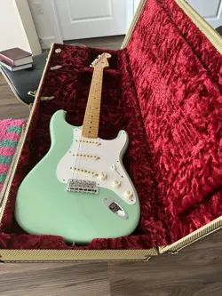 57’ STRATOCASTER SURF