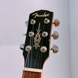 FENDER T-BUCKET 300CE