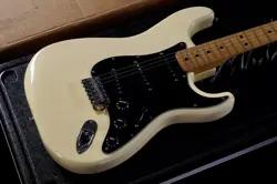 FENDER 1979 STRATOCASTER/OLYMPIC